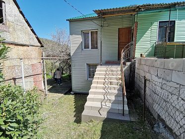 Домовладение в Лазаревском районе города Сочи